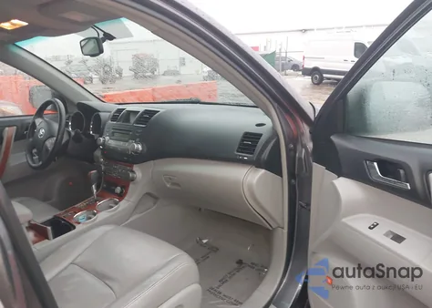 2010 Toyota Highlander Limited V6 z USA, uszkodzony, nr VIN 5TDDK3EH1AS008375